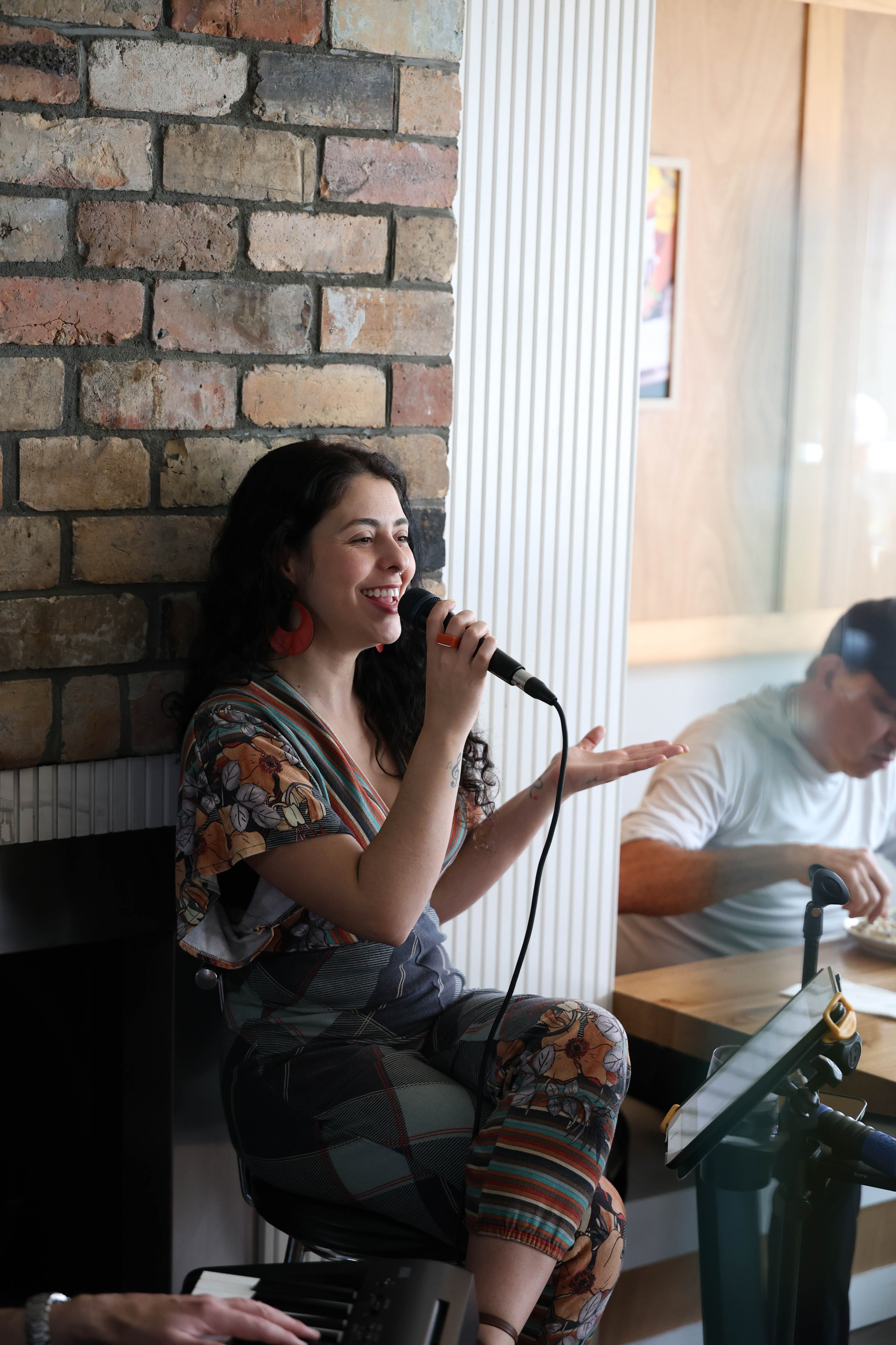 Live Brazilian music at Kika's